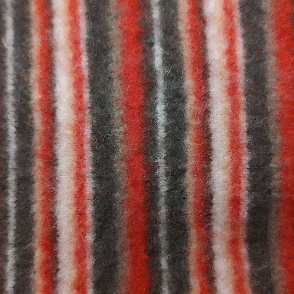 Sweater - Picture 6 of 6